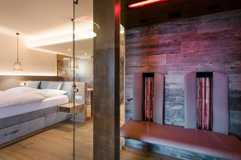 Genussdorf Gmachl - Hotel & Spa Берґгайм Екстер'єр фото