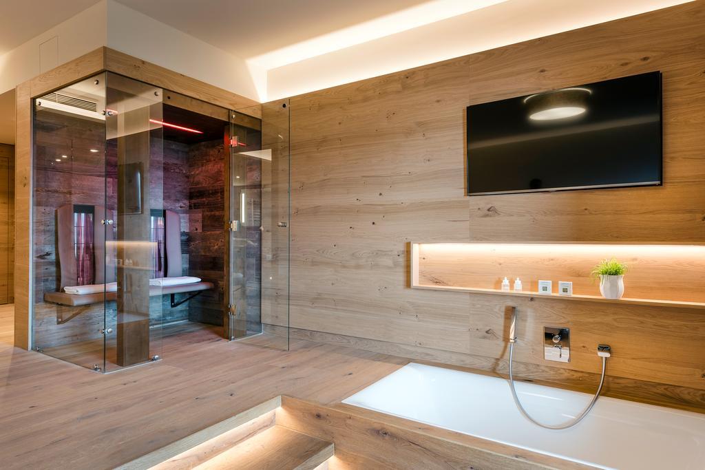 Genussdorf Gmachl - Hotel & Spa Берґгайм Екстер'єр фото
