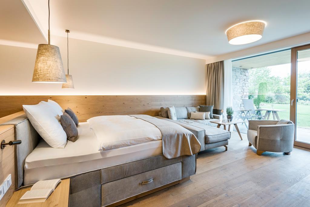 Genussdorf Gmachl - Hotel & Spa Берґгайм Екстер'єр фото