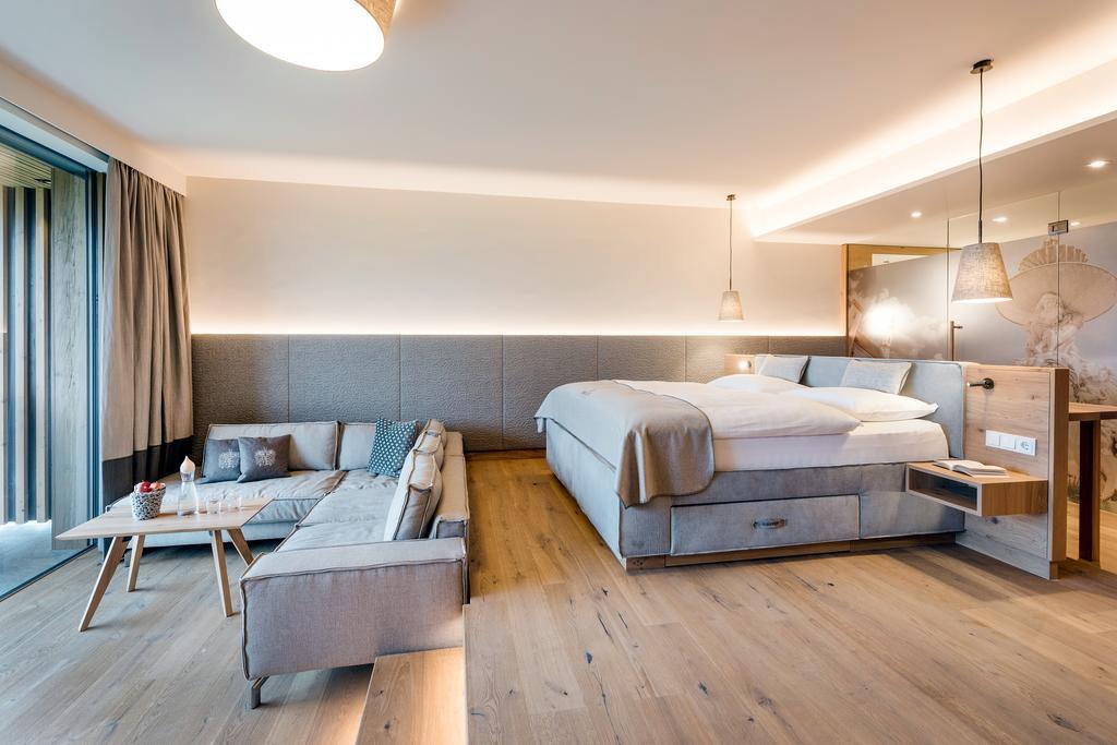 Genussdorf Gmachl - Hotel & Spa Берґгайм Екстер'єр фото